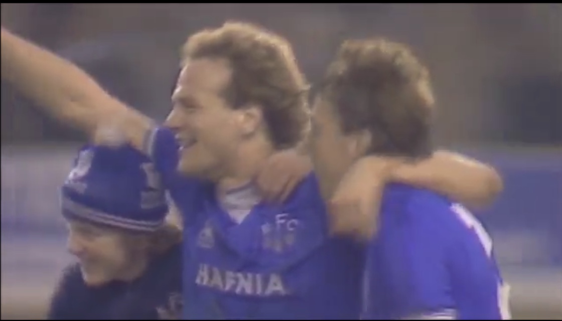 EFD3F16B-ED31-4F32-BD44-D276BD0950DD